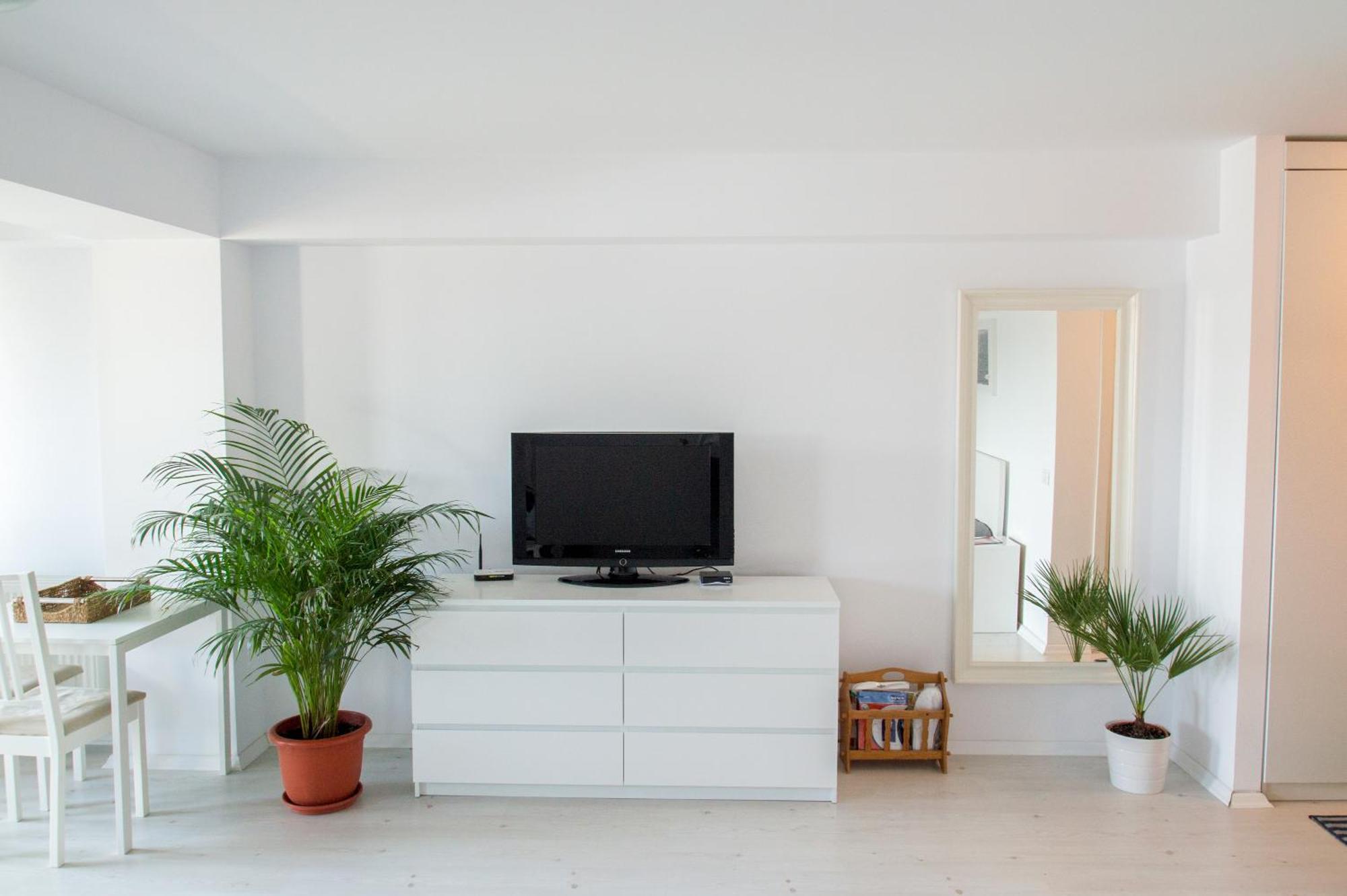 Airport Residence - 5 Mins From Airport Otopeni Bagian luar foto